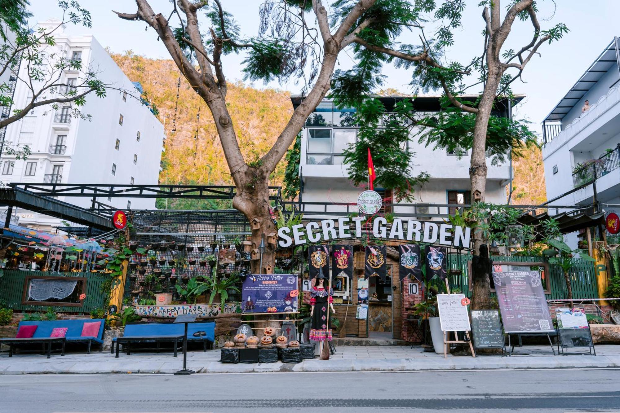 Secret Garden Cat Ba Hostel Dong Khe Sau Exterior photo